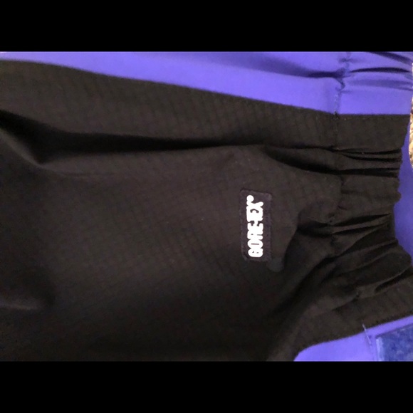 Eddie Bauer women’s EBTEK ski jacket - Picture 4 of 4